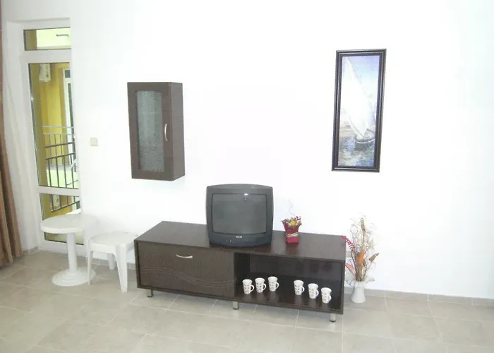 Nicol In Hermes Complex Апартамент Слънчев бряг