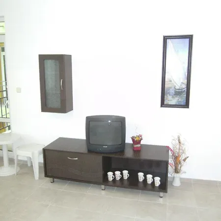 Nicol In Hermes Complex Appartement Slantchev Briag