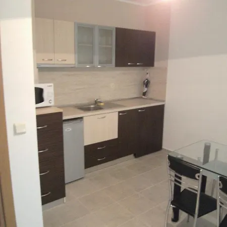 Nicol In Hermes Complex Appartement