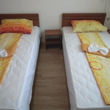 Apartment Nicol In Hermes Complex